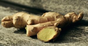 Ginger shot: come prepararlo col fai da te