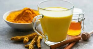 Un rimedio naturale infallibile: la curcuma al miele