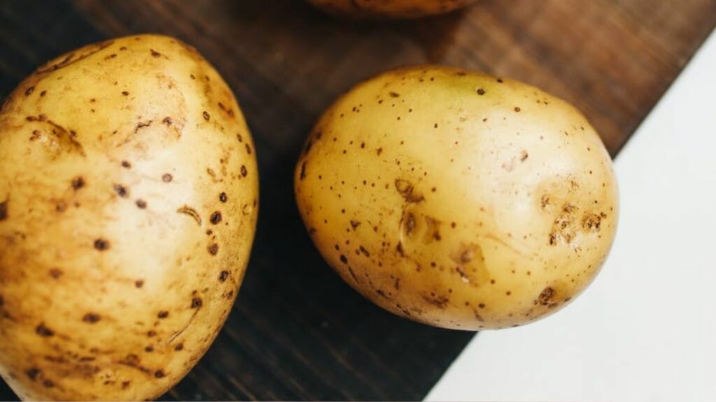 patate per il cattivo odore sotto  le ascelle