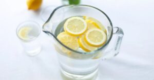 Acqua e limone: quali sono i benefici?