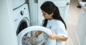 Ottenere un bucato pulito e profumato in lavatrice