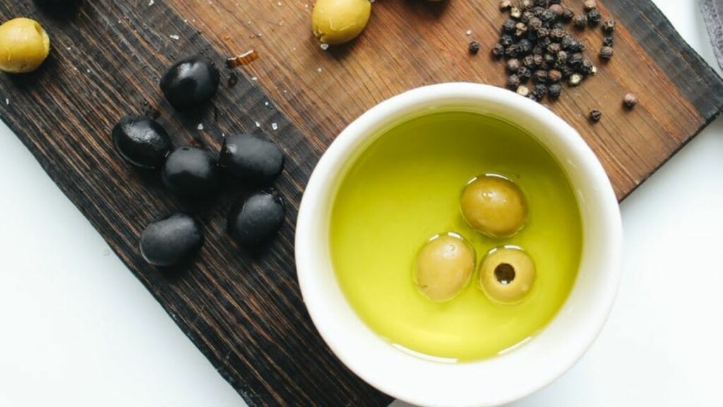 ciotola di olio di oliva