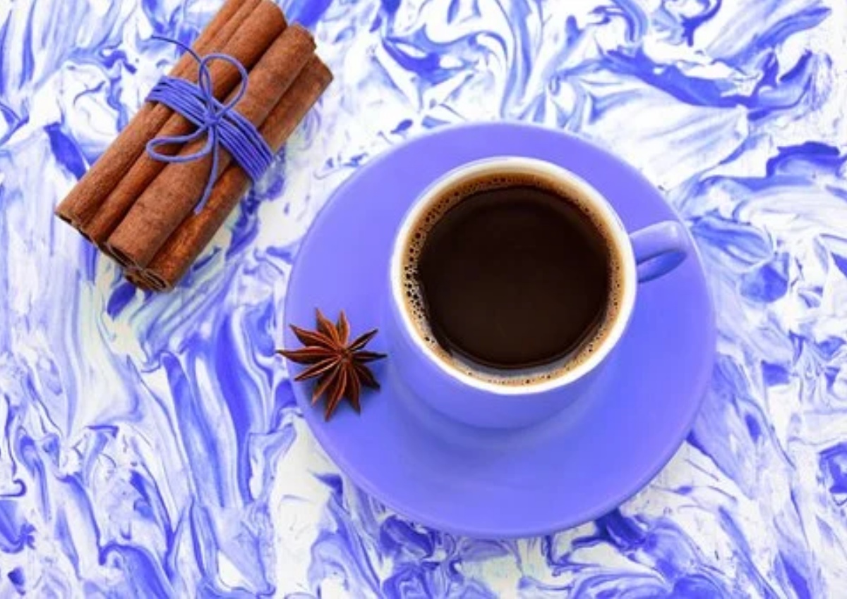 tazza di caffè alla cannella