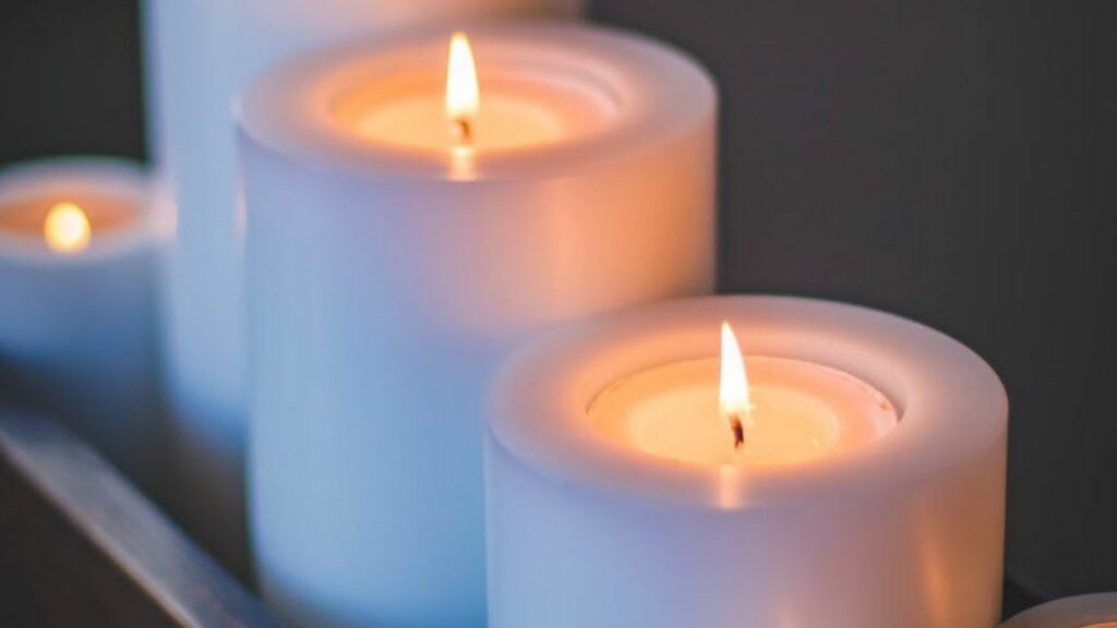 candele bianche fatte in casa
