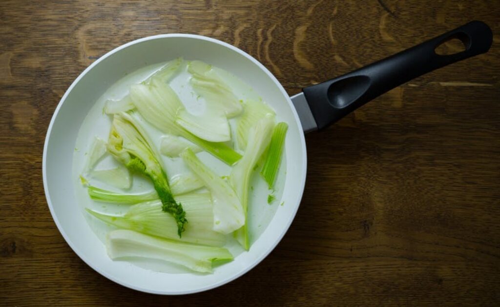 Mangiare finocchio prima dei pasti