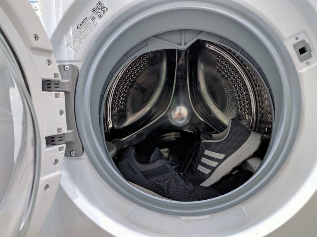 Motivi della muffa nella lavatrice