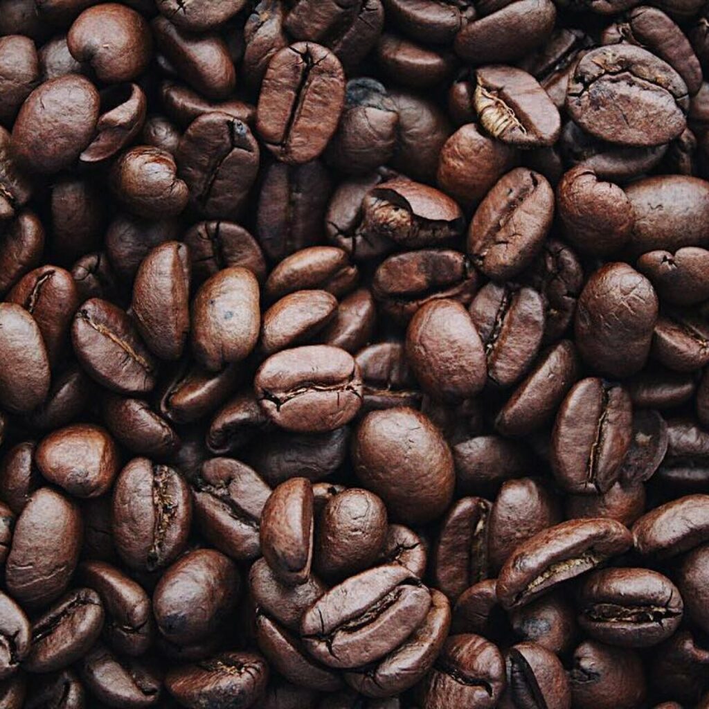 Fondi di caffè per pulire