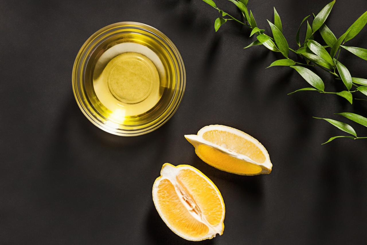 Bevi un cucchiaio di olio d'oliva e limone al mattino