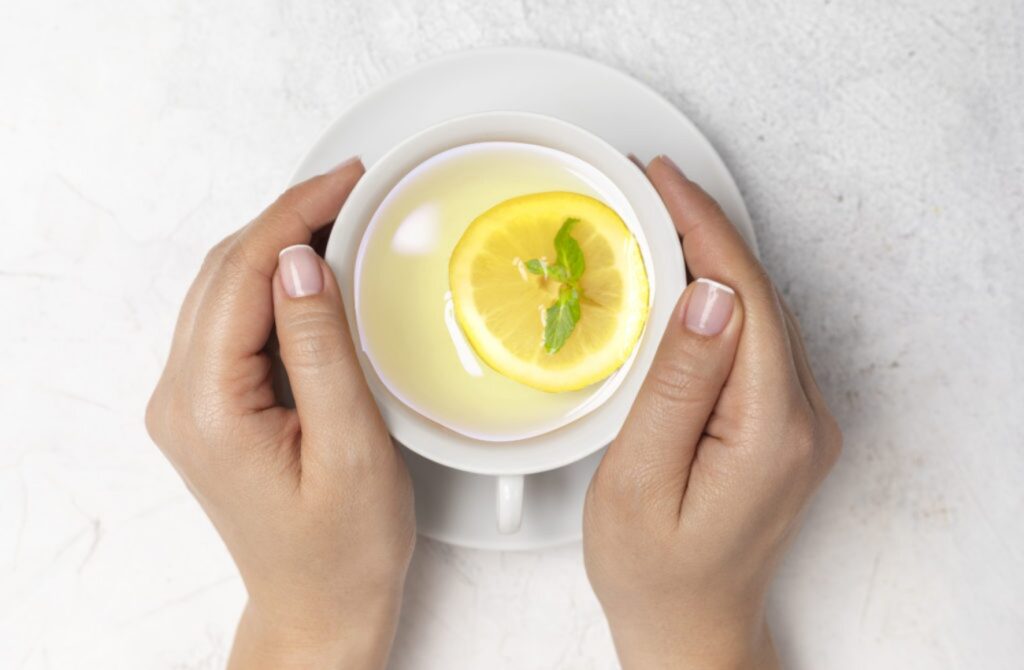 Benefici del succo di limone caldo