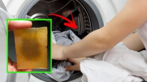 Il sapone giallo può essere di grande aiuto in lavatrice, usalo così