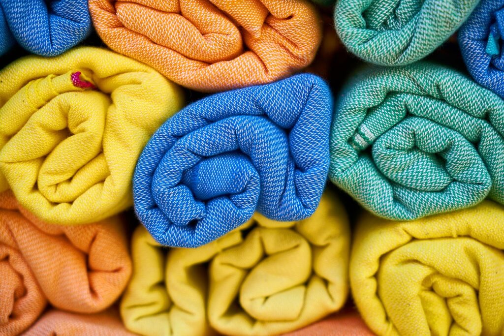 Asciugamani di diversi colori