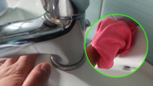 Come rimuovere il cerchio di calcare alla base del rubinetto: metodi semplici ed efficaci