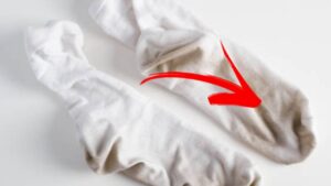 Come pulire i calzini bianchi in modo semplice e veloce: torneranno come nuovi!