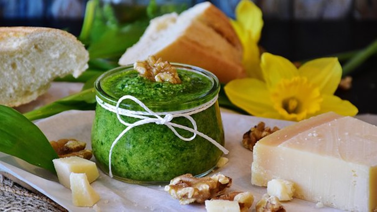 vasetto con pesto