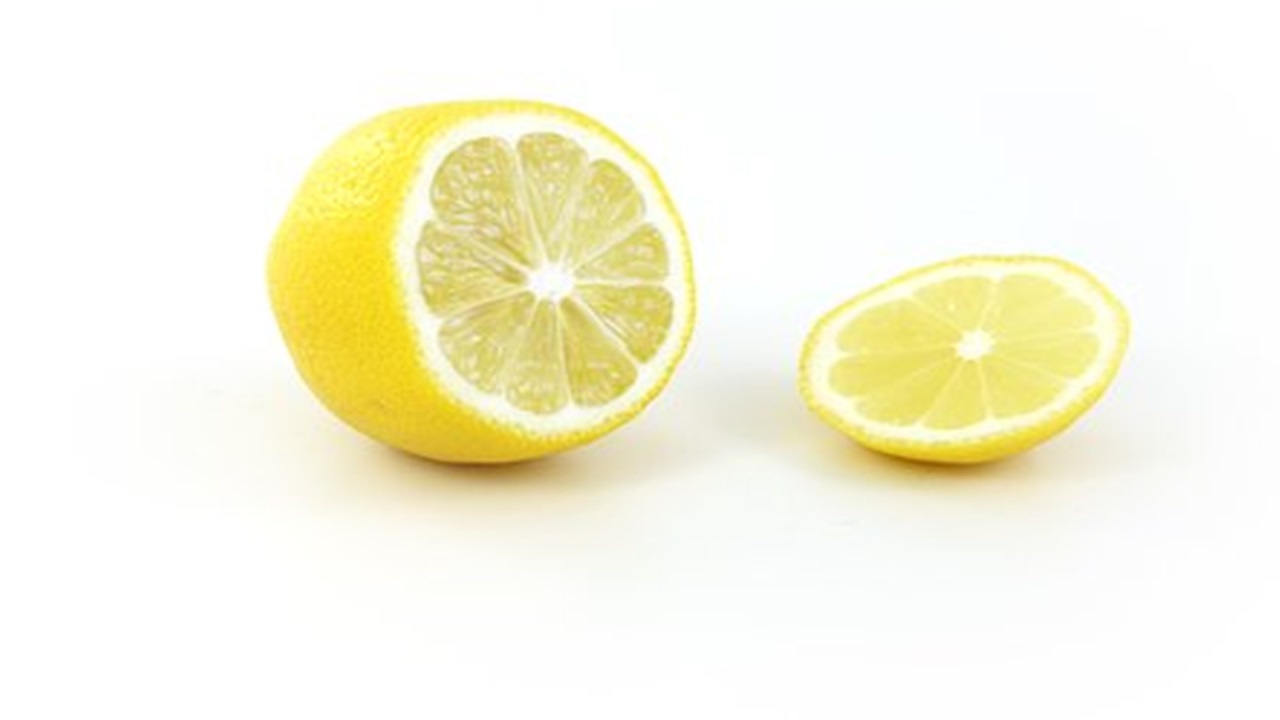 limone tagliato