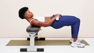 Conosci l’Hip Thrust? L’alternativa agli squat per tonificare i glutei. Eseguilo così