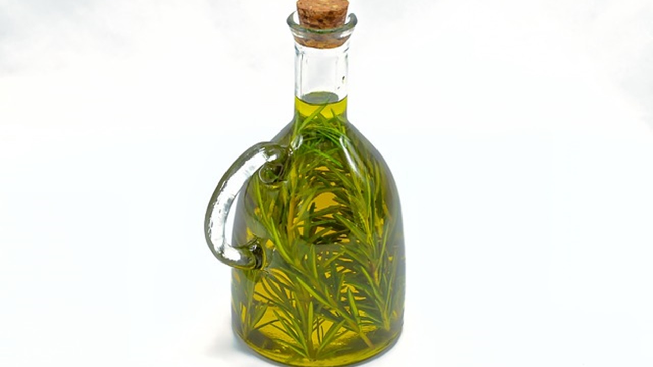 olio di rosmarino