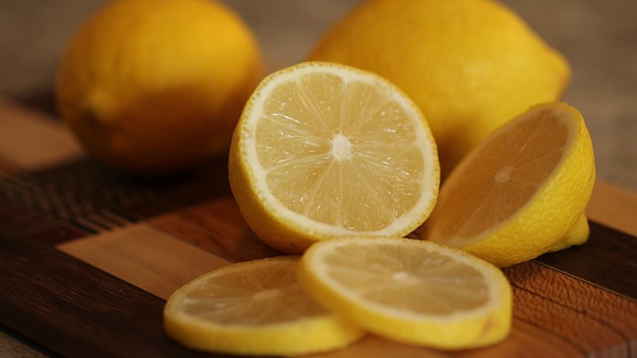 fette di limone