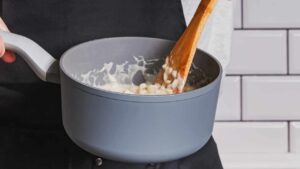 Mantecare il risotto: con questi trucchi sarà cremosissimo