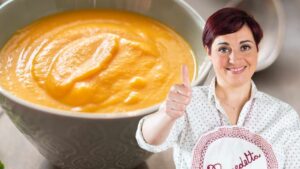 La vellutata di zucca di Benedetta Rossi, c’è un ingrediente che la rende cremosissima