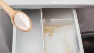 Quanto bicarbonato mettere in lavatrice? Ecco come facevano le nostre nonne
