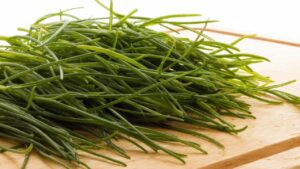 Agretti, la verdura sana e gustosa: come pulirli prima di cucinarli