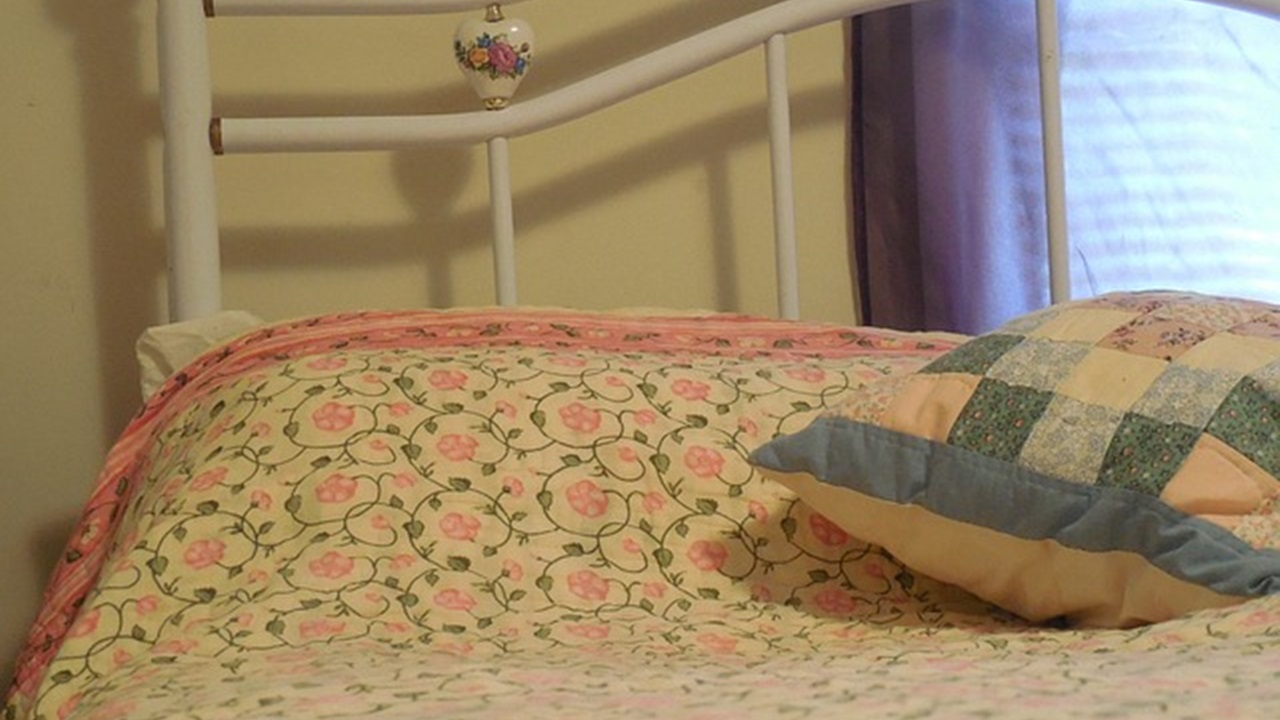 Cama