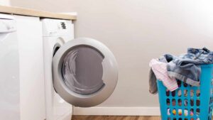 Bucato green: i trucchi per risparmiare con la lavatrice