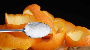 Bucce d’arancia e sale: perché dovresti mischiare questi due ingredienti