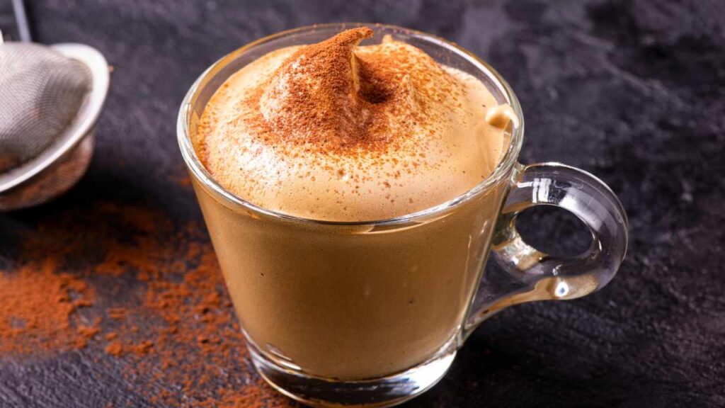 Una delizia per l’estate, la crema caffè così non l’hai mai mangiata! La prepari velocemente con soli 2 ingredienti!
