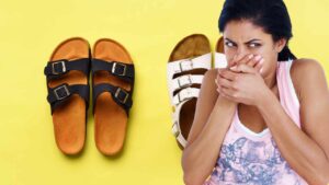 Sandali e infradito che puzzano? Non ti preoccupare, grazie a questi rimedi non avrai più questo problema
