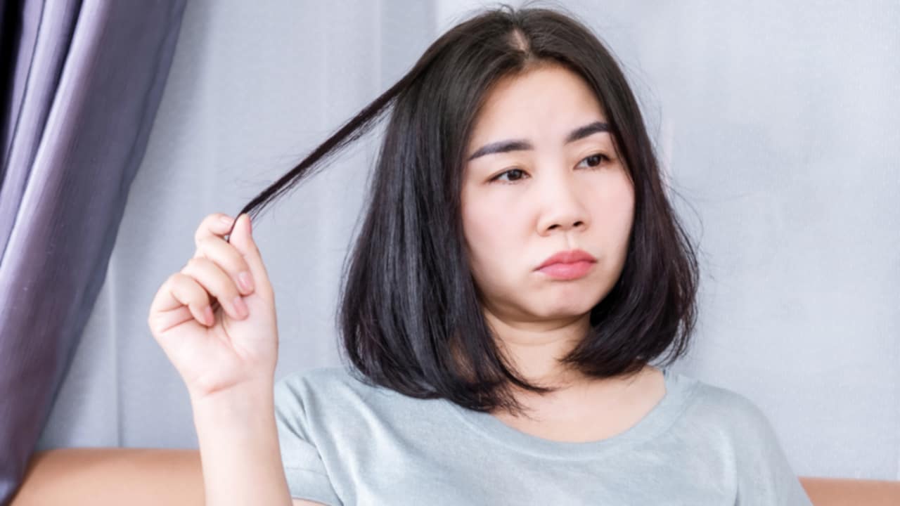 toccarsi i capelli